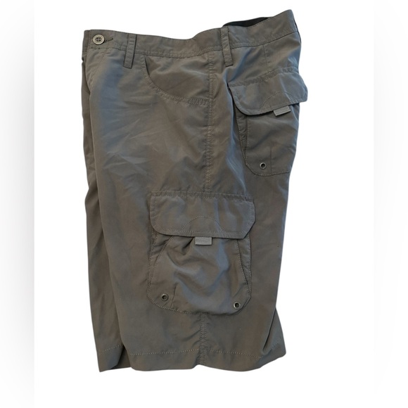 Oakley Gray Cargo Shorts Relaxed Fit Mens Small 30 - Picture 3 of 7